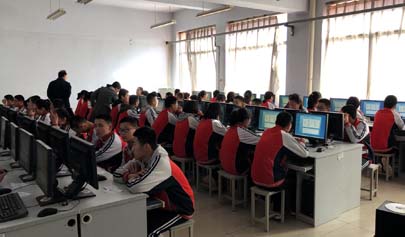 2019年濟南市信息技術(shù)學業(yè)水平考試圓滿結(jié)束（圖）