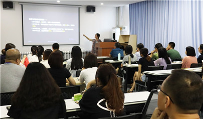 “新媒體寫(xiě)作之內(nèi)容生產(chǎn)心法與技巧”培訓(xùn)舉行（圖）